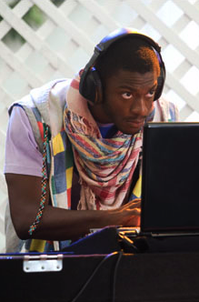 Picture 1 Hardison is busy stealing ONE HUNDRED BEEEELLION DOLLARS.